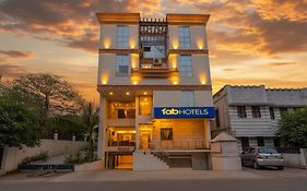 Fabhotel Ess Paradise